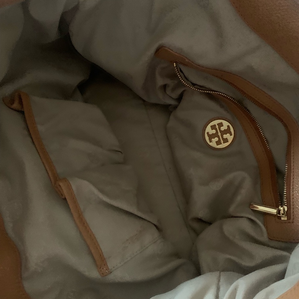 ❤️Tory Burch Large Camel Leather Shoulder Bag - Picture 4 of 12